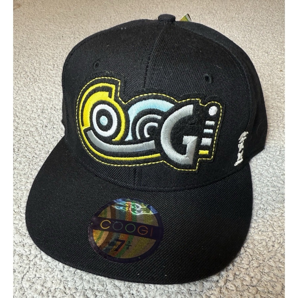 COOGI VTG Men Hat Fitted Black Yellow Abstract Logo Urban Hip Hop 7 1/4 New Y2K
